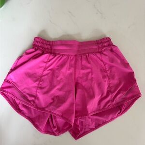 Lululemon hotty hots 4 inch